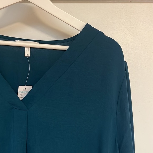 NWT Reitmans turquoise blouse. - Picture 15 of 16